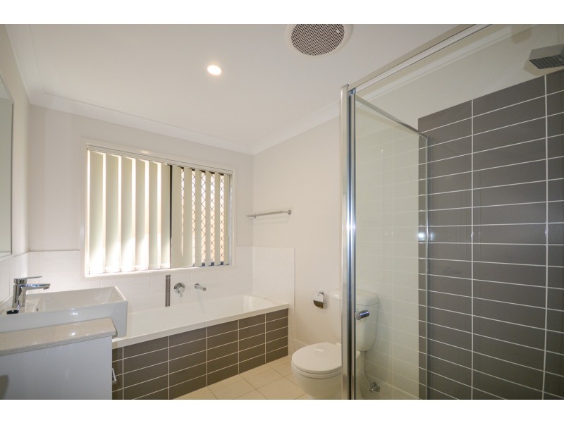 14 Saunter Street, Bellbird Park QLD 4300