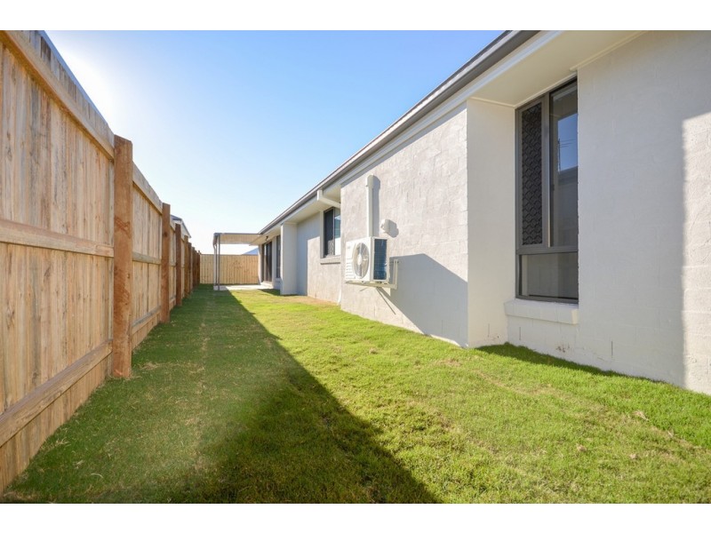 23 Holland Street, Bellbird Park QLD 4300