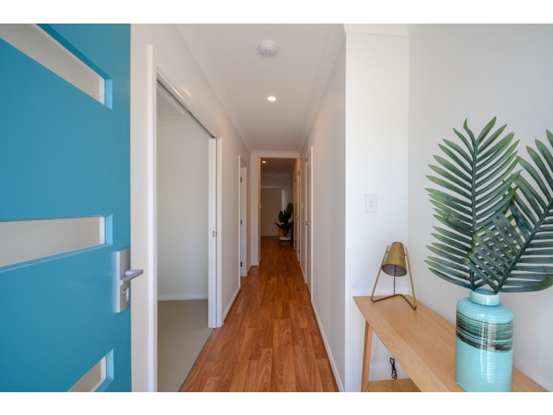 45 Meadows Circuit, Bellbird Park QLD 4300