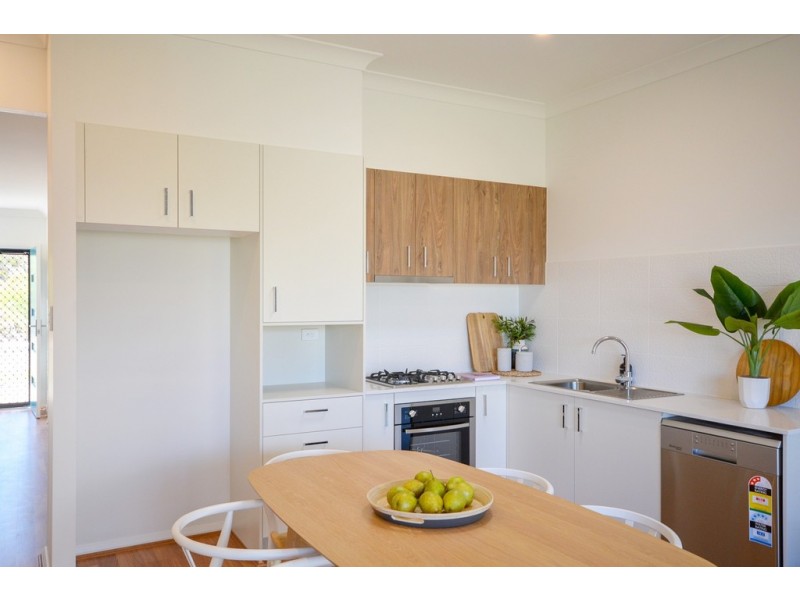45 Meadows Circuit, Bellbird Park QLD 4300