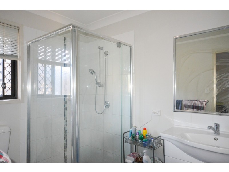 26 Ashbourne Avenue, Goodna QLD 4300