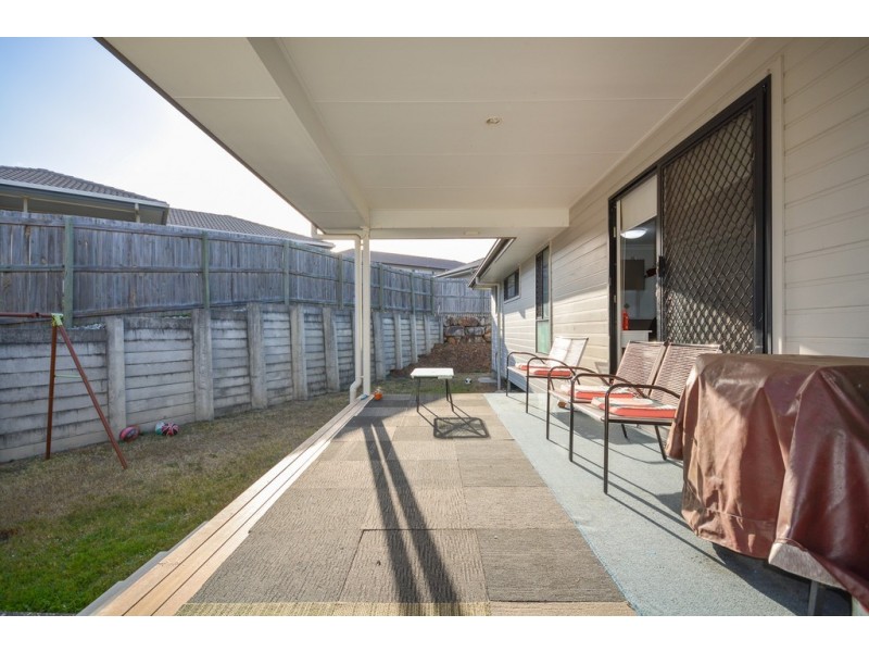 26 Ashbourne Avenue, Goodna QLD 4300