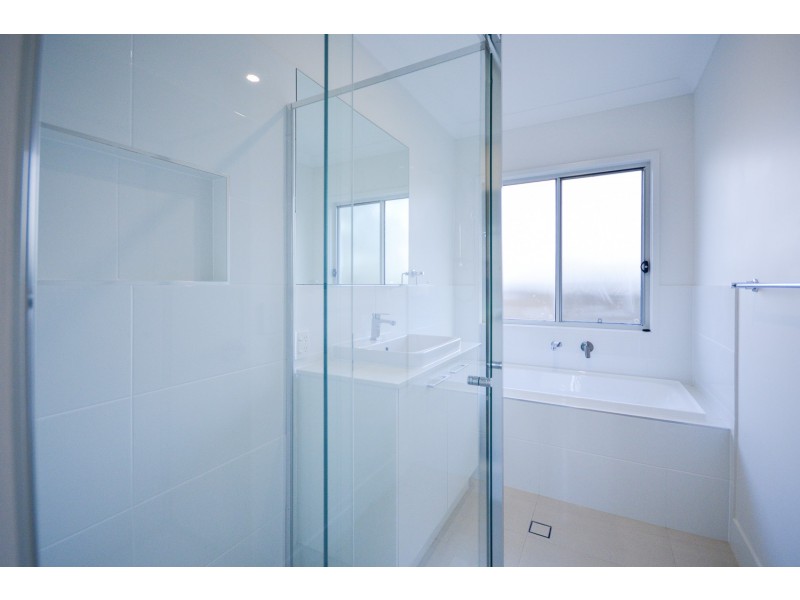 10 Wimbledon Close, Doolandella QLD 4077