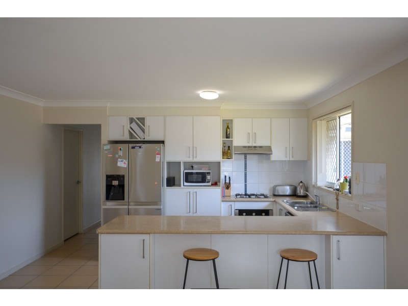 17 Lovely Court, Redbank Plains QLD 4301