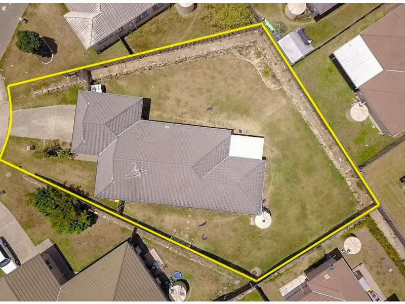 17 Lovely Court, Redbank Plains QLD 4301