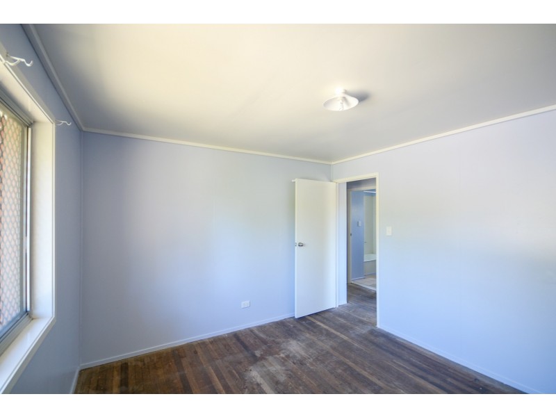 1 Hendren Court, Goodna QLD 4300