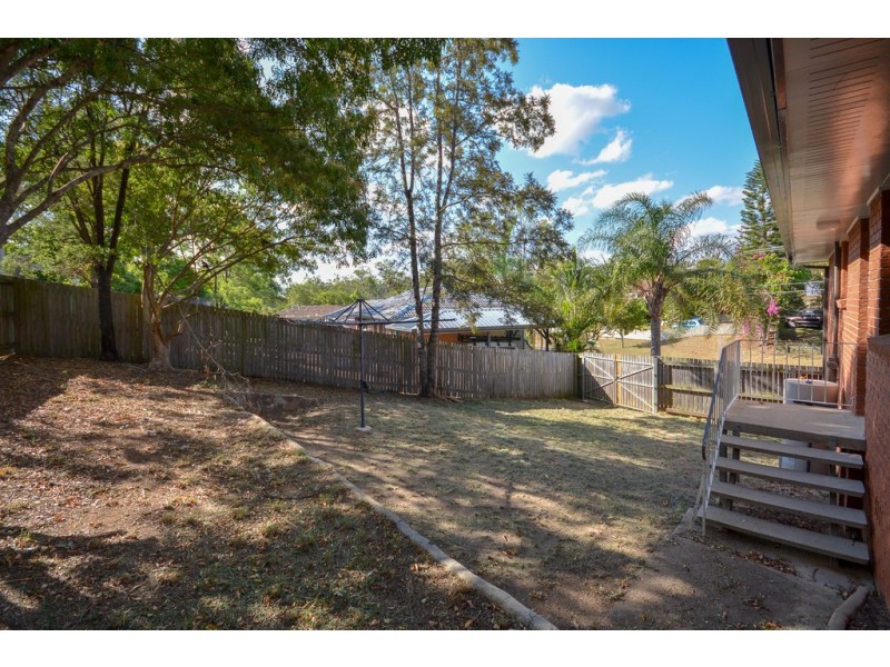 1 Hendren Court, Goodna QLD 4300