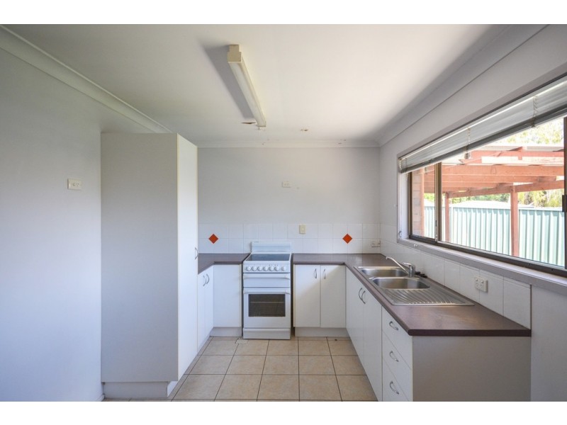 99 Redbank Plains Road, Goodna QLD 4300