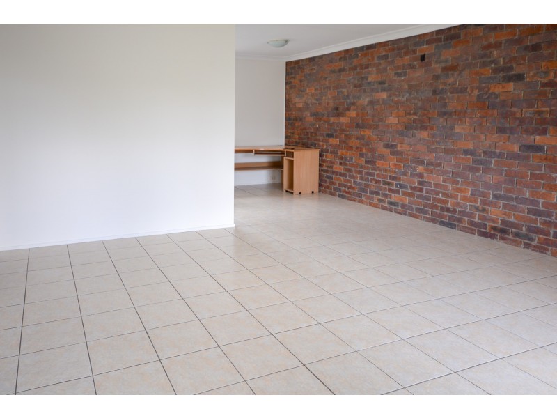 99 Redbank Plains Road, Goodna QLD 4300