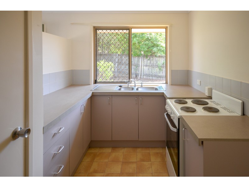 1/5 Donegal Court, Raceview QLD 4305