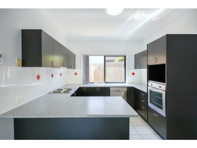 8 Forest Ridge Court, Springfield Lakes QLD 4300