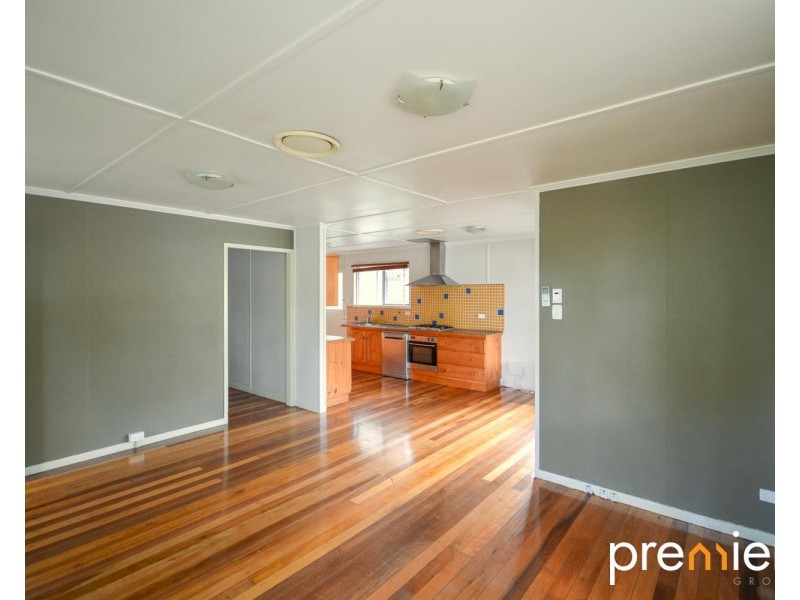 11 Tessman Street, Riverview QLD 4303