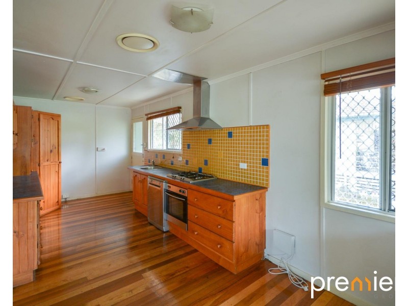 11 Tessman Street, Riverview QLD 4303
