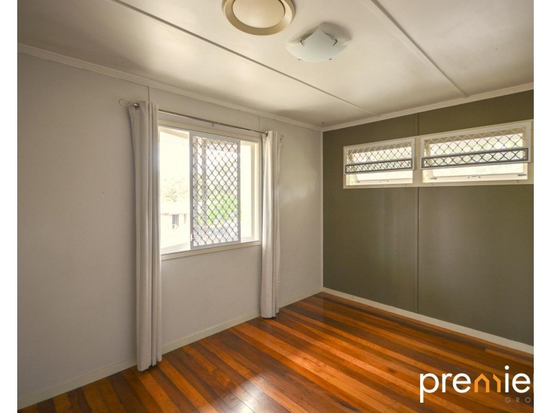 11 Tessman Street, Riverview QLD 4303