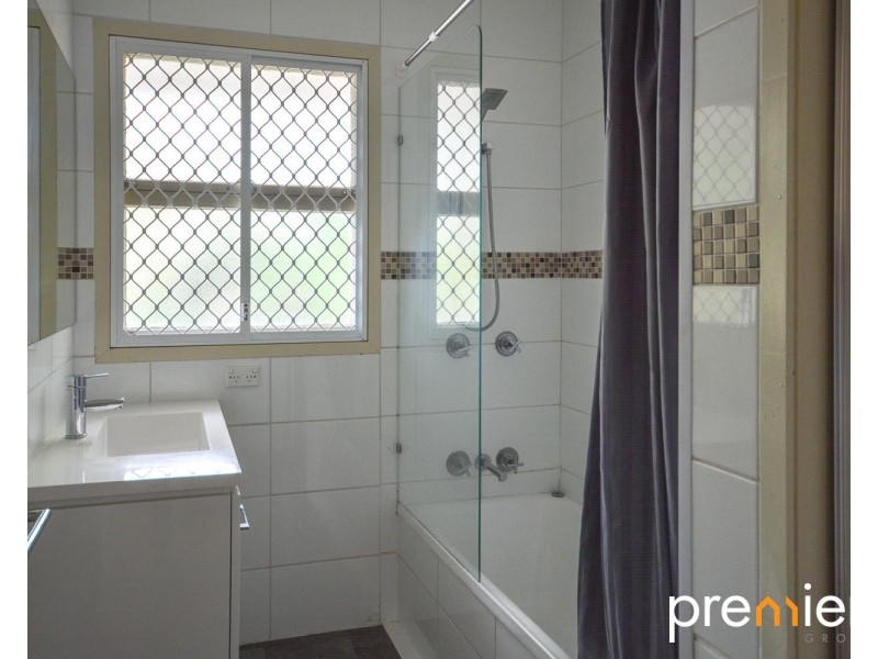 11 Tessman Street, Riverview QLD 4303