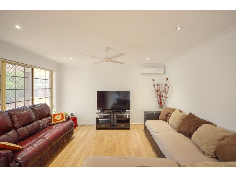 8 Clements Drive, Goodna QLD 4300