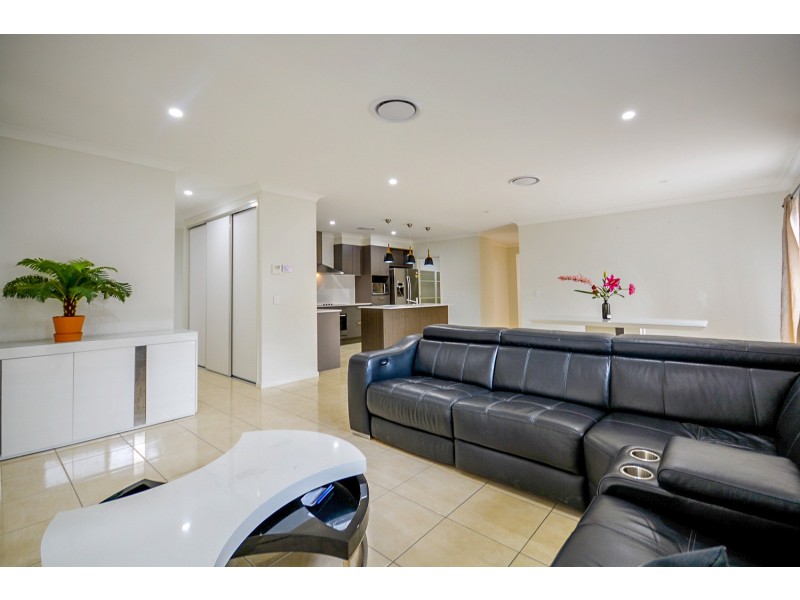 2 Fallon Court, Goodna QLD 4300