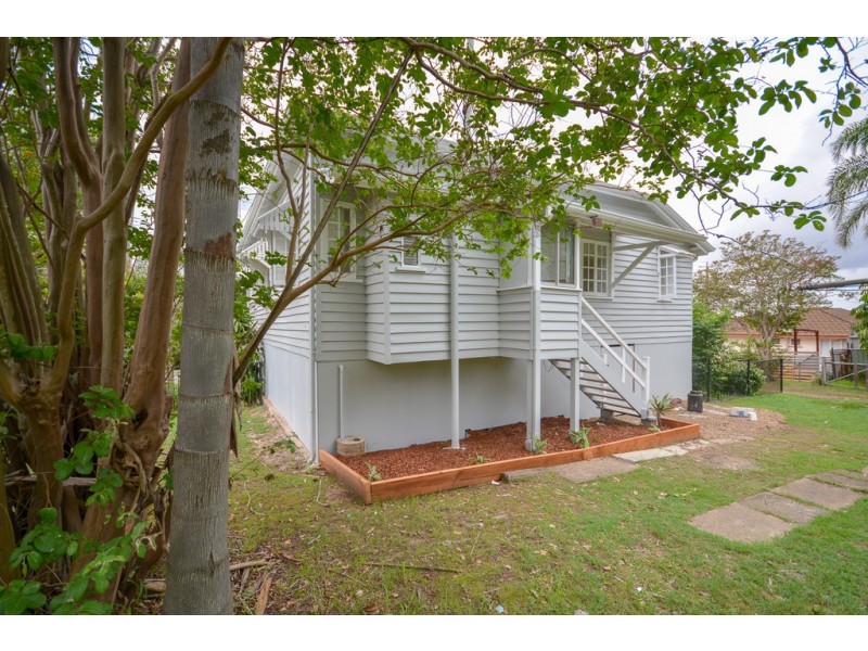 102 Smiths Road, Goodna QLD 4300