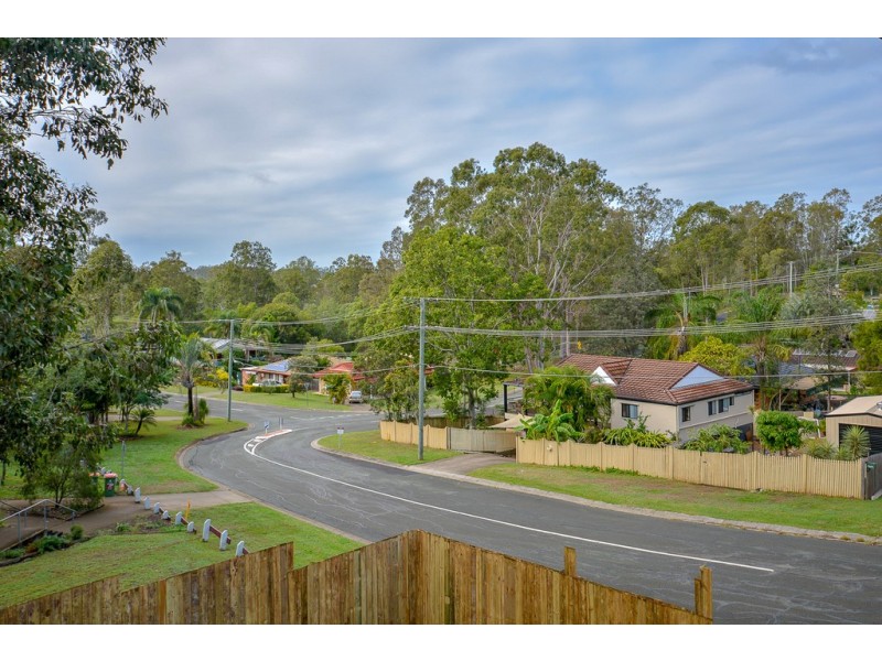 8 Buttler Street, Bellbird Park QLD 4300