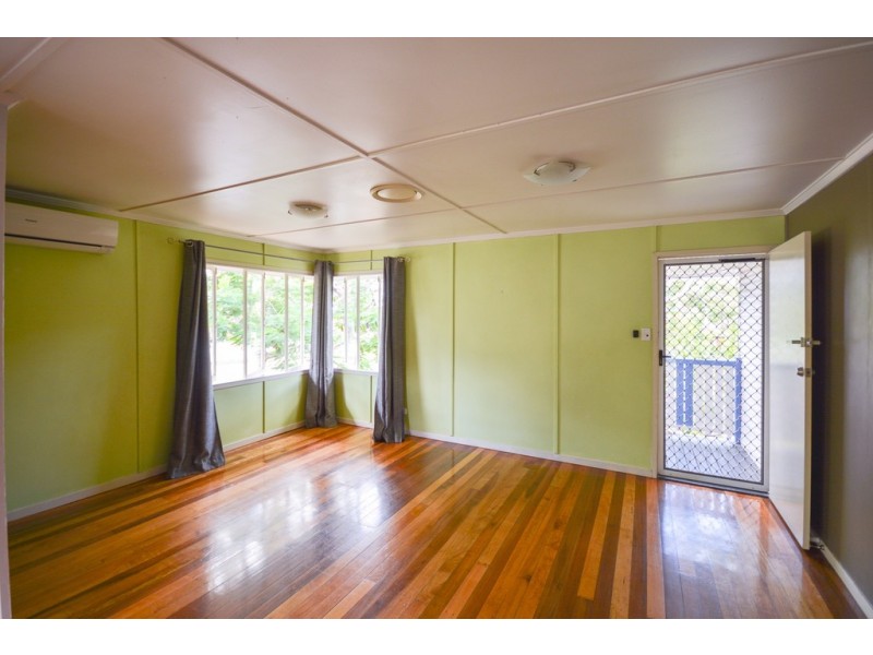 11 Tessman Street, Riverview QLD 4303