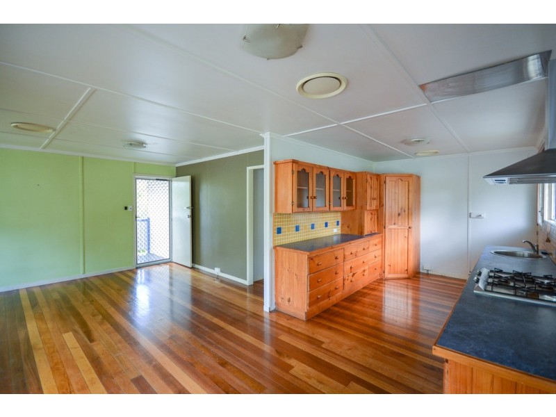11 Tessman Street, Riverview QLD 4303