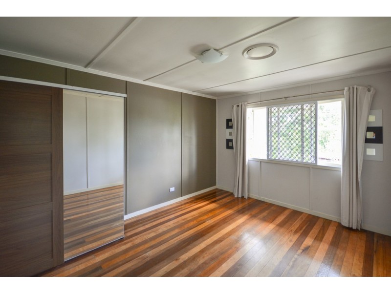 11 Tessman Street, Riverview QLD 4303