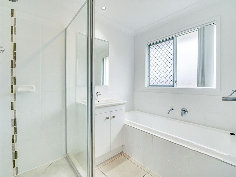 6 Hamersly Street, Redbank Plains QLD 4301