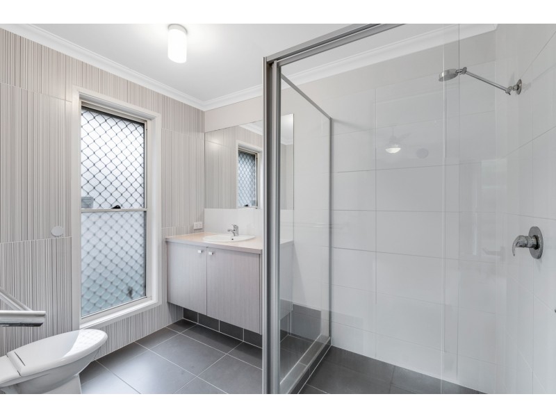 4 Cobbin Circuit, Redbank Plains QLD 4301