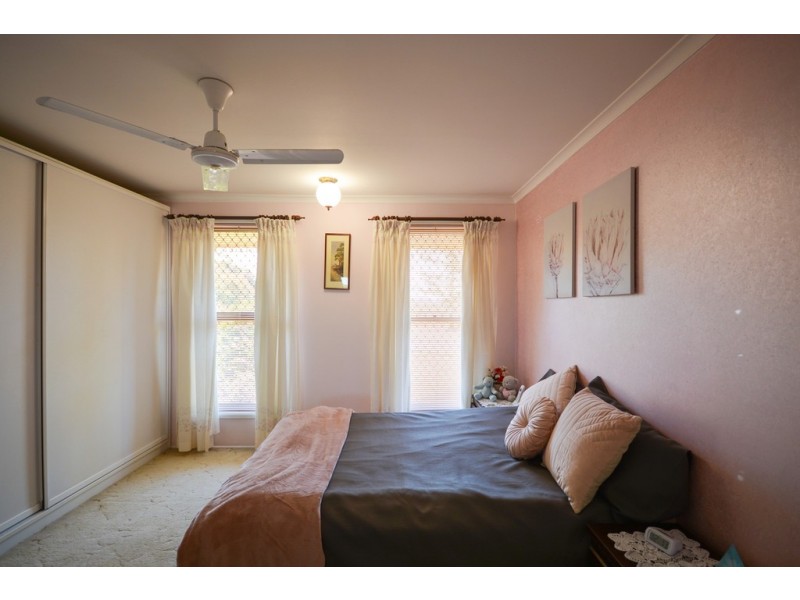 22 Strachan Court, Collingwood Park QLD 4301