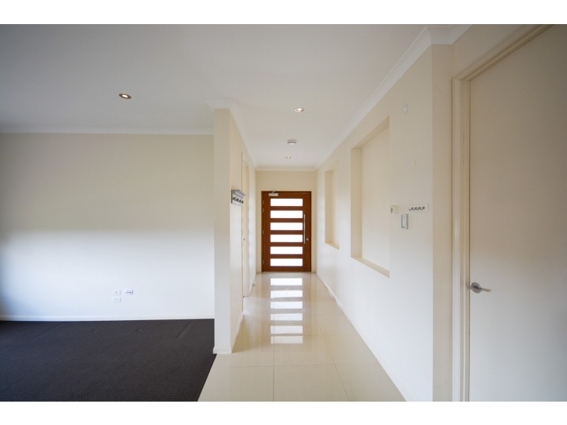 17 Stanbury Drive, Goodna QLD 4300