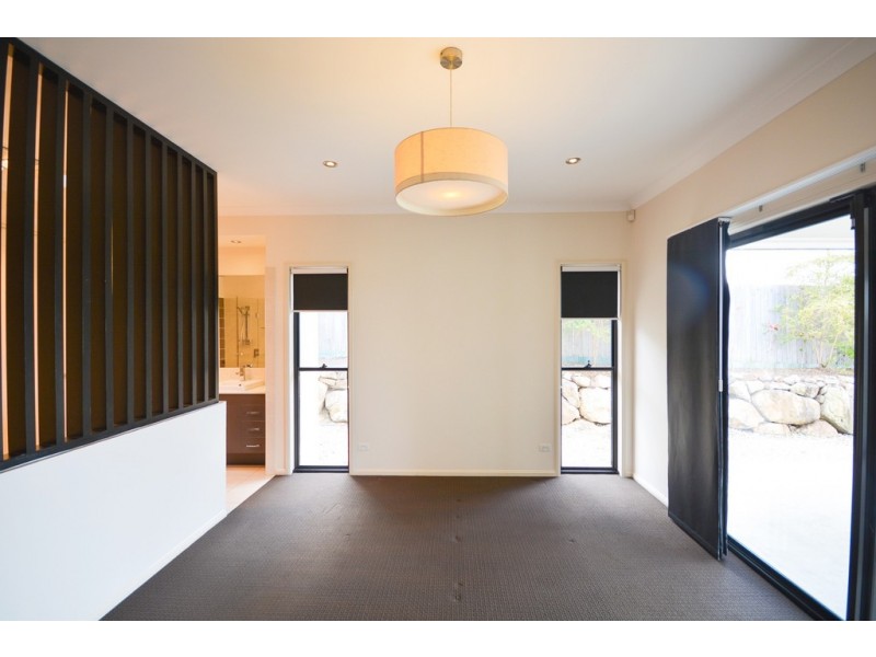 17 Stanbury Drive, Goodna QLD 4300