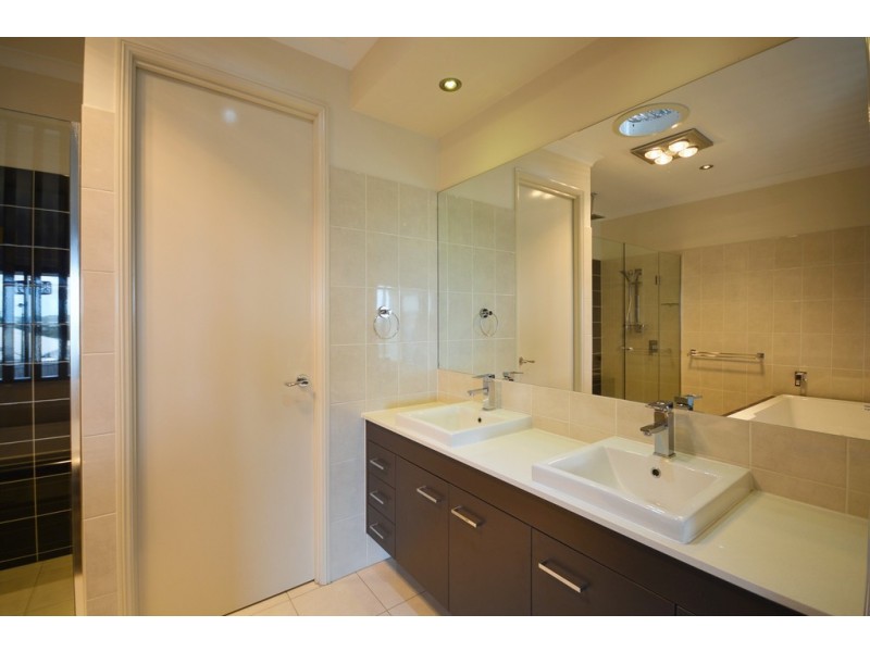 17 Stanbury Drive, Goodna QLD 4300
