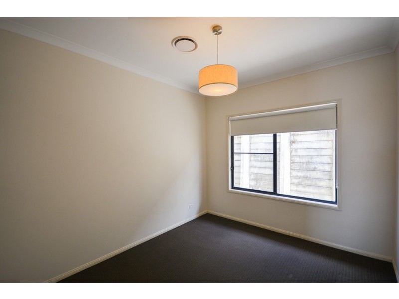 17 Stanbury Drive, Goodna QLD 4300