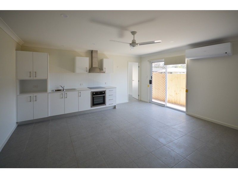 2/10 Wyeth Street, Bellbird Park QLD 4300