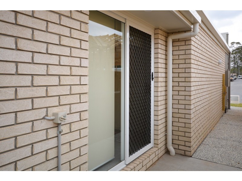 2/10 Wyeth Street, Bellbird Park QLD 4300