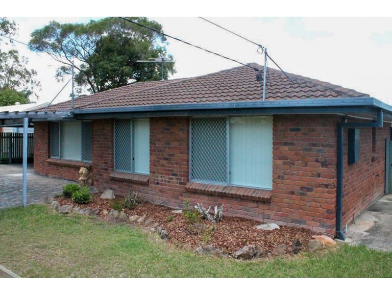 143 Waratah Drive, Crestmead QLD 4132