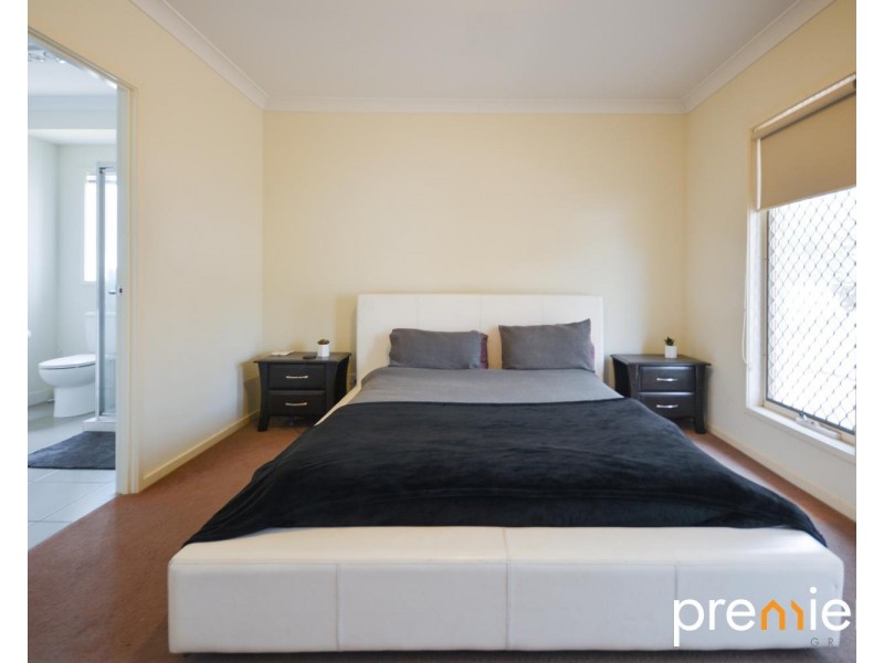 41 Siedofsky St, Redbank Plains QLD 4301