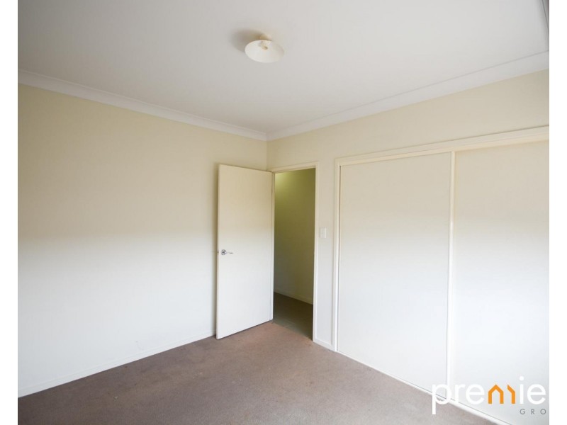 41 Siedofsky St, Redbank Plains QLD 4301