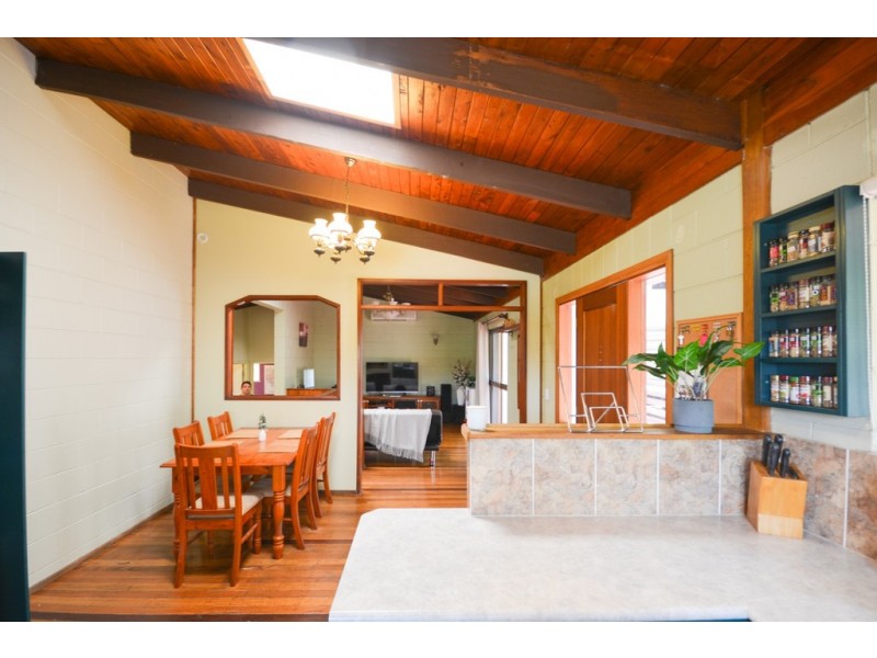 9 Surrey Road, Bellbird Park QLD 4300