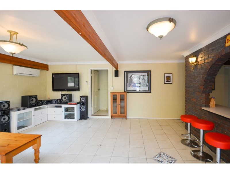 9 Surrey Road, Bellbird Park QLD 4300