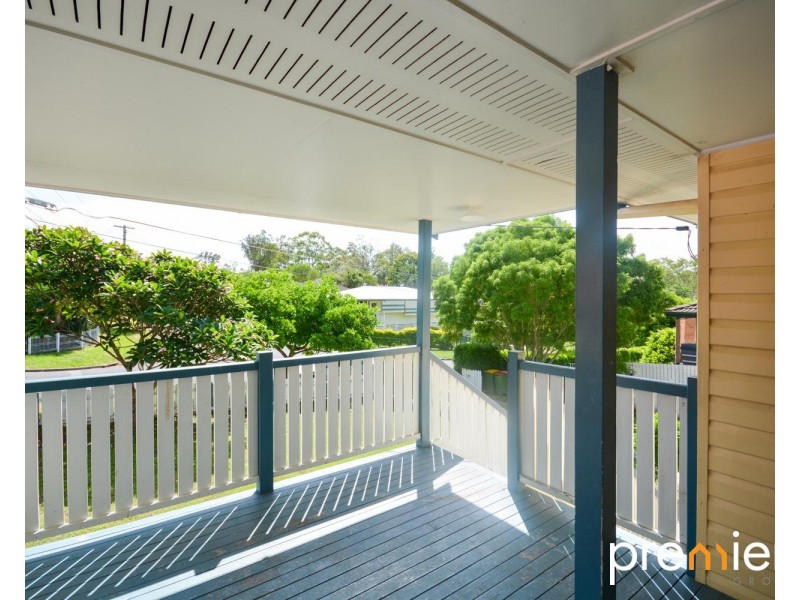 23 Gibbs Street, Riverview QLD 4303