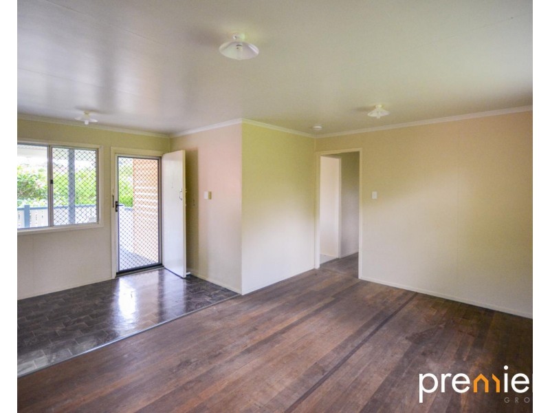 23 Gibbs Street, Riverview QLD 4303