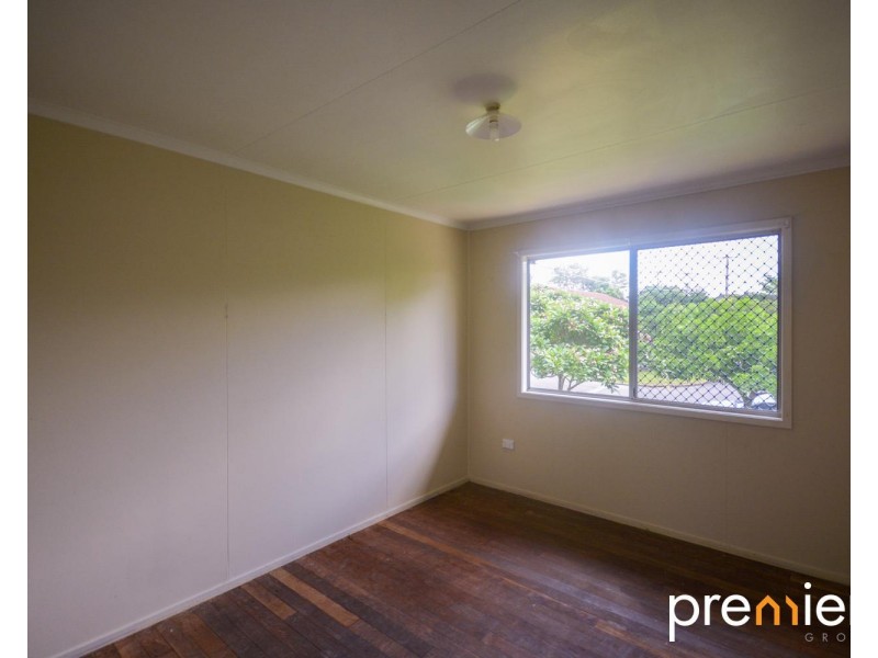 23 Gibbs Street, Riverview QLD 4303