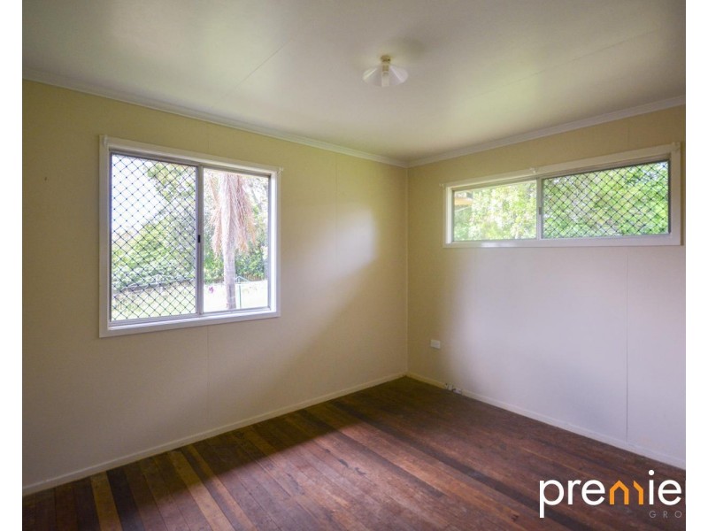 23 Gibbs Street, Riverview QLD 4303