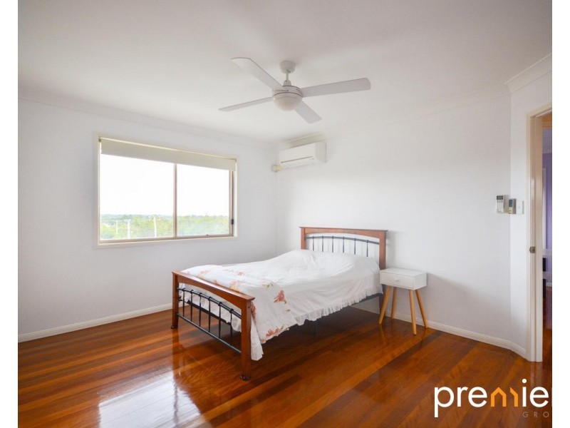 8 Dawson Court, Collingwood Park QLD 4301