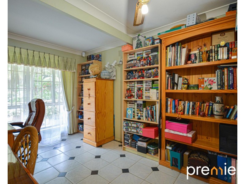 5 Hanlon Court, Collingwood Park QLD 4301