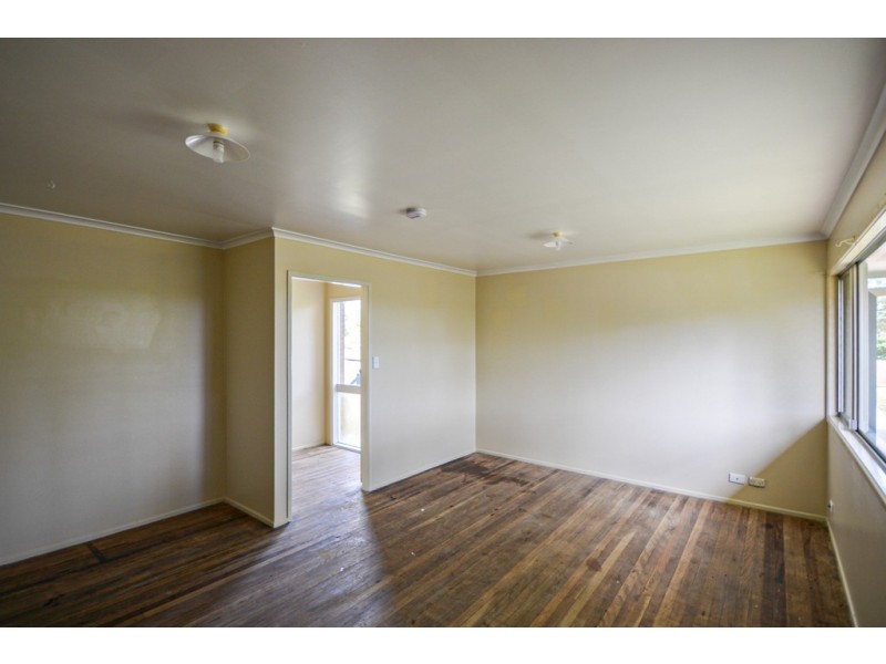 10 Coutts Street, Goodna QLD 4300