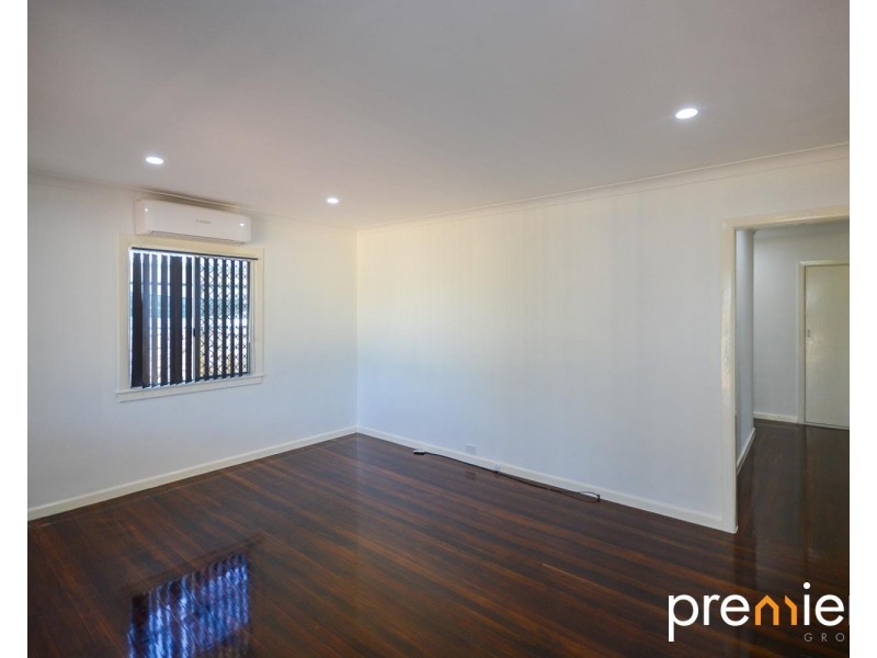 122 Lorikeet Street, Inala QLD 4077