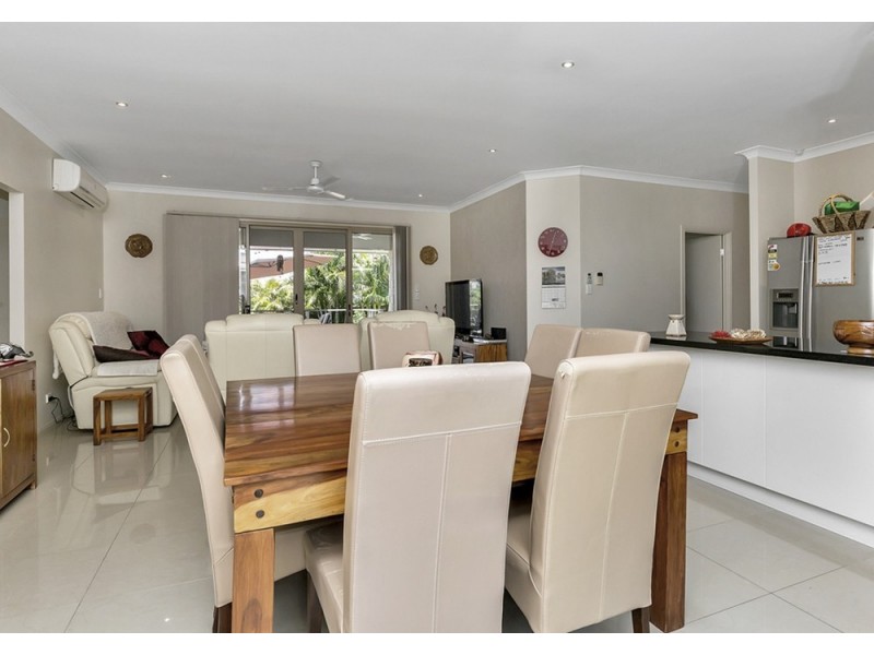 1 Tait Avenue, Redbank Plains QLD 4301