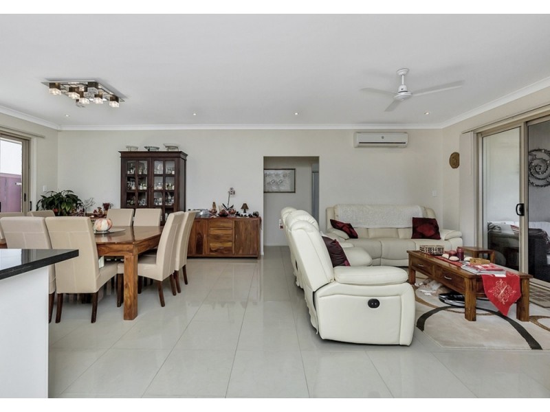 1 Tait Avenue, Redbank Plains QLD 4301